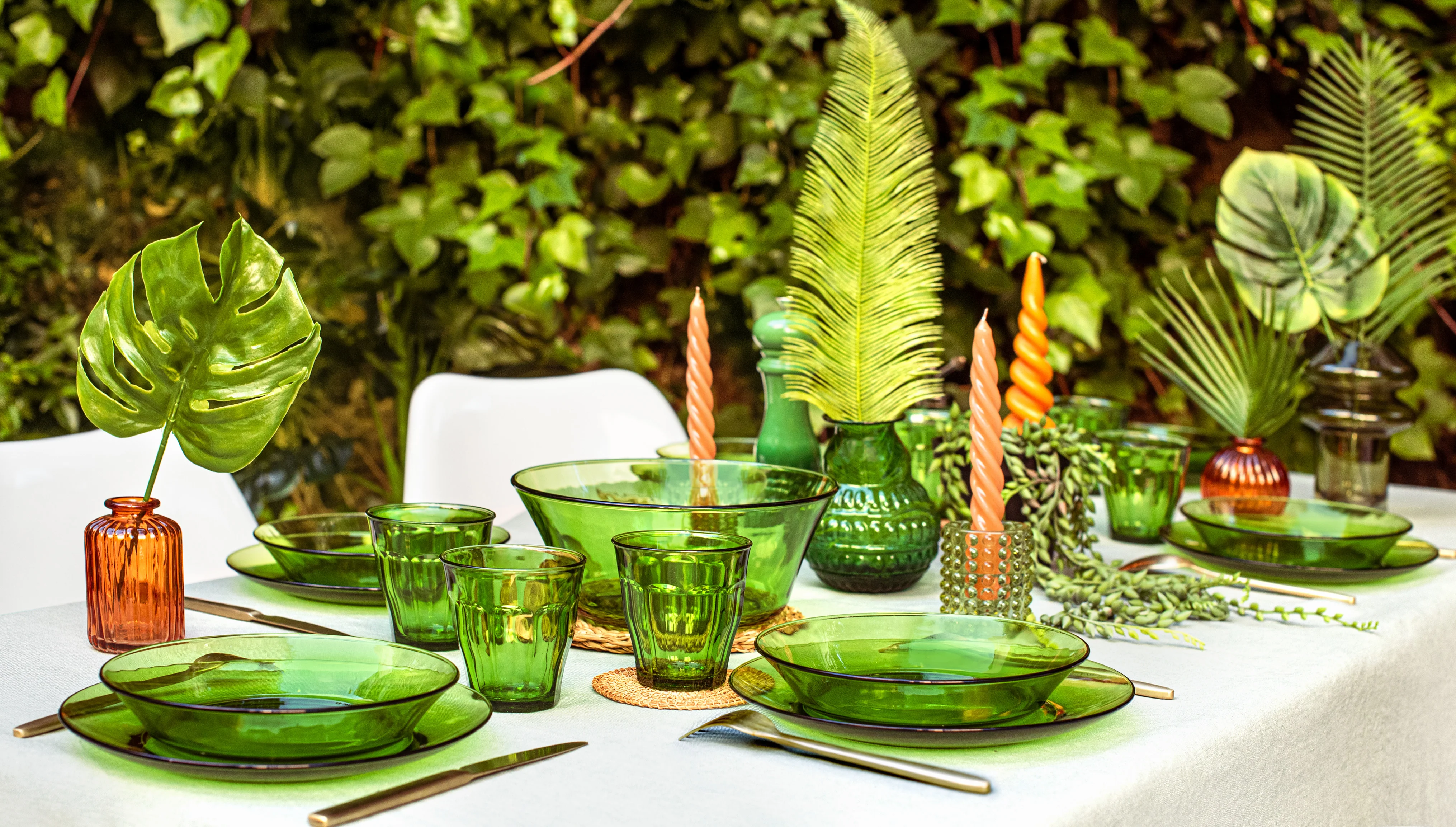Lys Green Glass Serving Bowl 9" - Set of 6 - Image 4